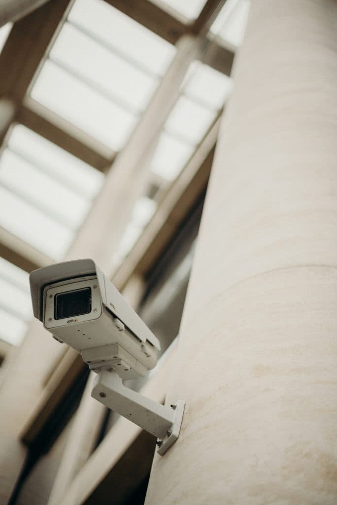 Analog CCTV surveillance system vs. IP CCTV surveillance system